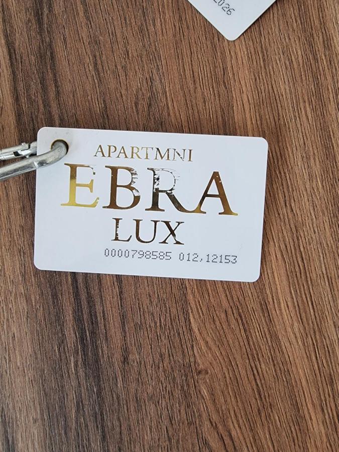 Ebra Lux Apartmani 多布拉沃达 外观 照片